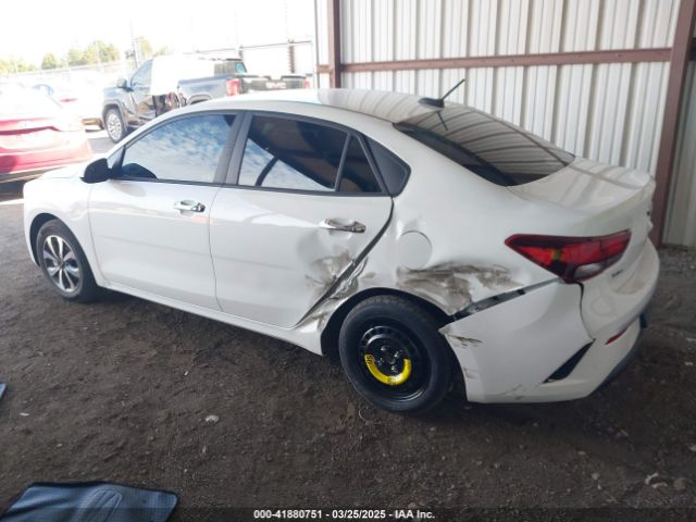 3KPA24AD8ME425373 KIA RIO S