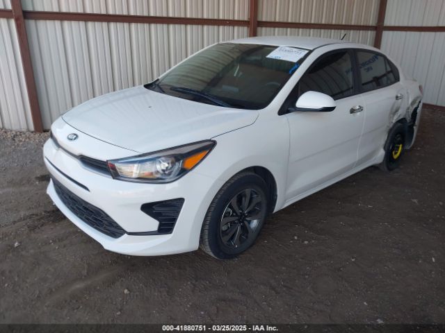 3KPA24AD8ME425373 KIA RIO S