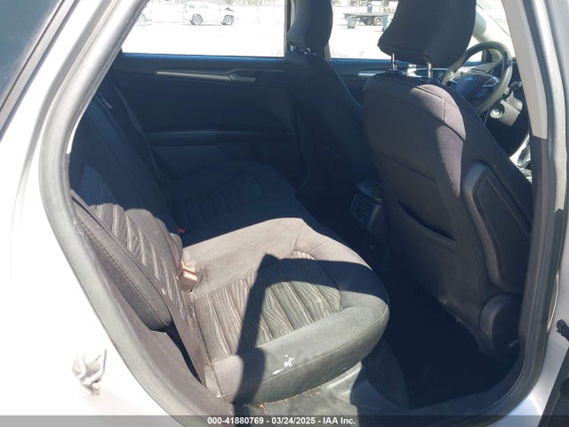1FA6P0H73G5132177 Ford FUSION SE