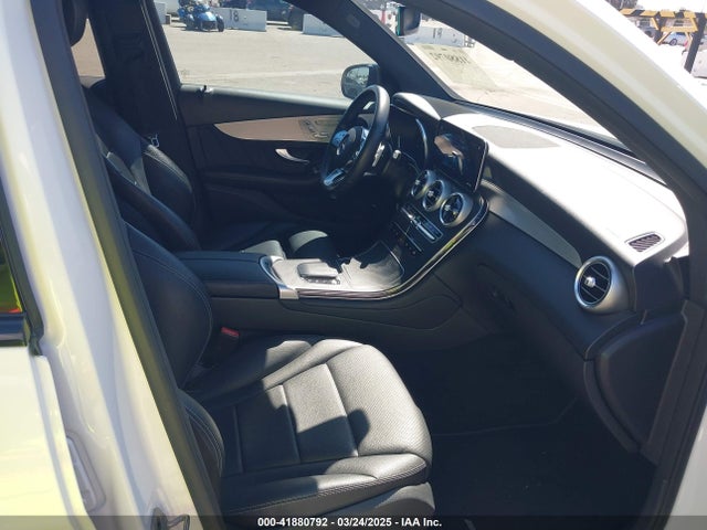 W1N0G8DB1MV306535 Mercedes-Benz Glc 300 Suv