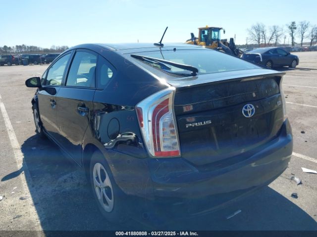 JTDKN3DU3E1775354 Toyota Prius Three