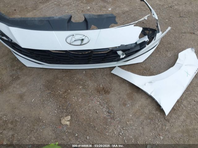 5NPLM4AG7NH054748 Hyundai ELANTRA SEL
