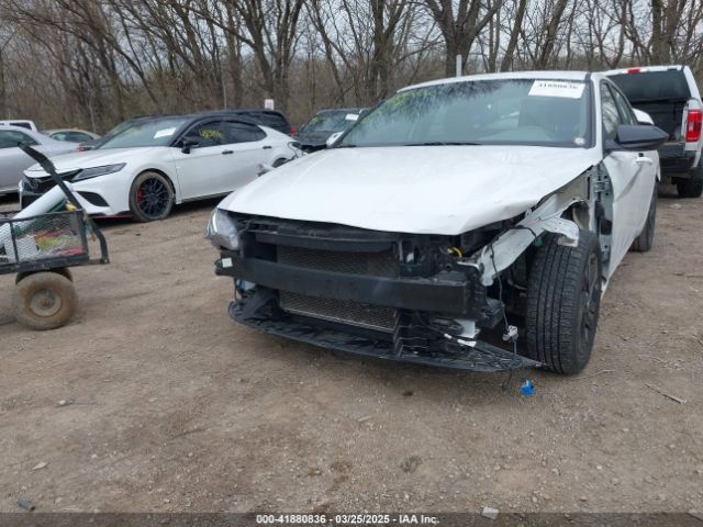 5NPLM4AG7NH054748 Hyundai ELANTRA SEL