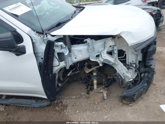 2024 CHEVROLET SILVERADO 1500 1GCUDAED5RZ111448 Photo 5
