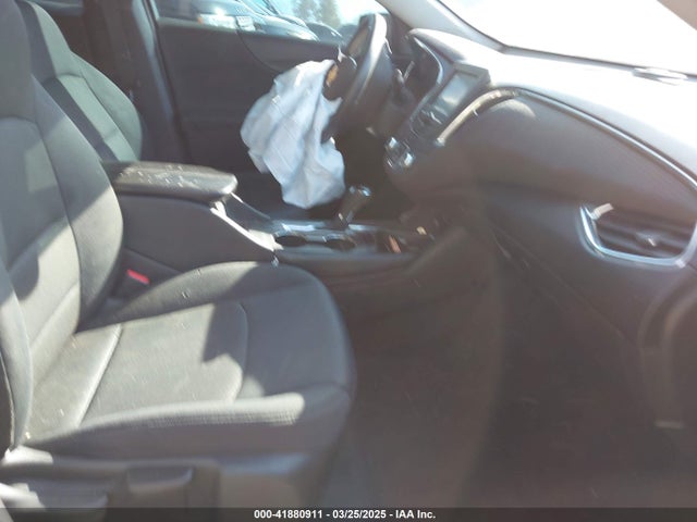 1G1ZE5ST2GF210208 Chevrolet MALIBU 1LT