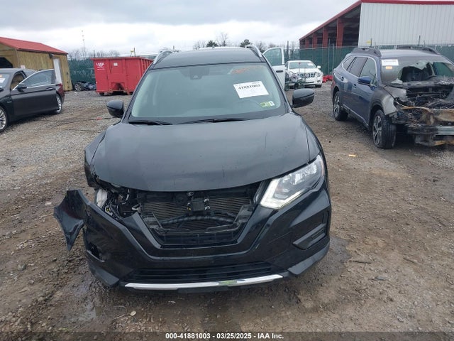 Nissan ROGUE S 2019 5N1AT2MV5KC811870 Image 13