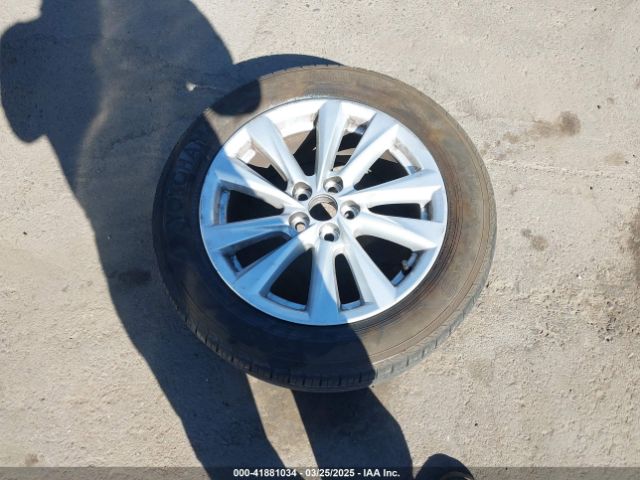 JTND4MBE8R3221598 Toyota COROLLA SE