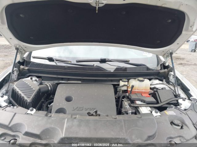 1GNEVKKW9KJ235697 Chevrolet Traverse Premier