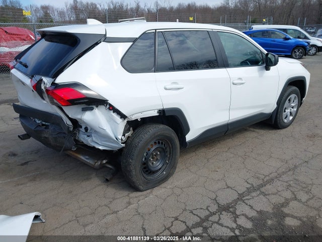 Toyota RAV4 LE 2024 2T3F1RFV7RC407967 Image 4