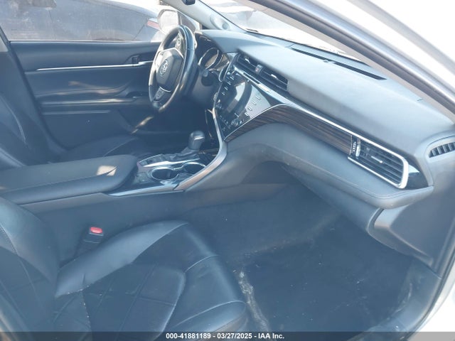 4T1B11HK8JU135962 Toyota CAMRY XLE