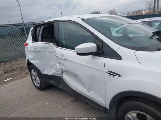 1FMCU9GX7FUB54694 Ford ESCAPE SE