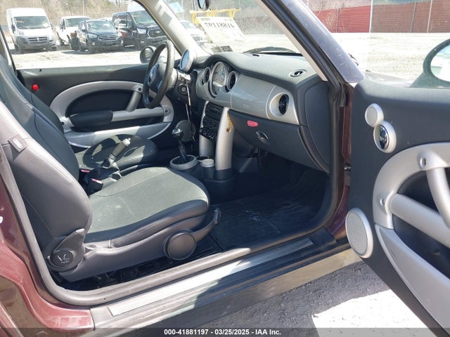 2003 MINI COOPER WMWRC33473TC47288 Photo 4