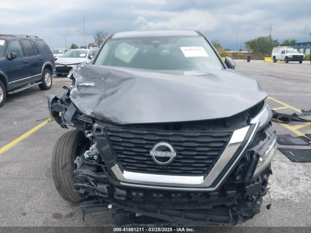 JN8BT3BA7PW415402 Nissan Rogue Sv Fwd