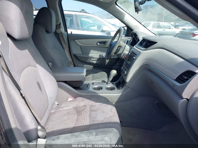 1GNKRFED1GJ253532 Chevrolet Traverse Ls
