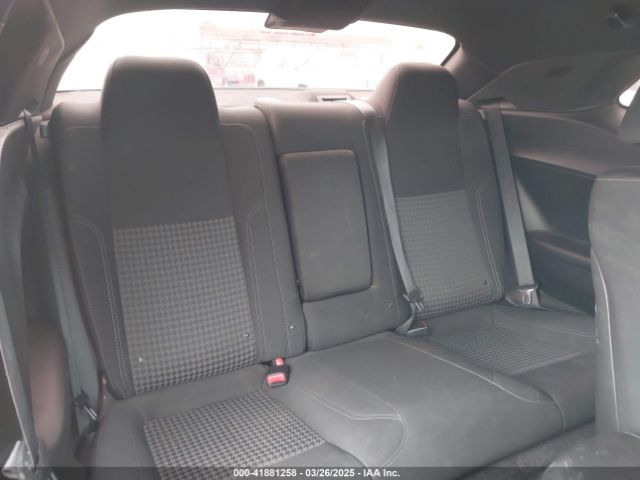 2C3CDZAG2HH594202 Dodge Challenger Sxt