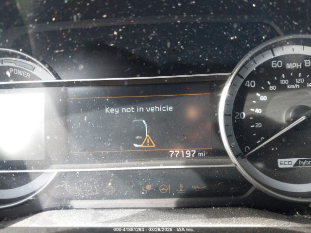 KNDCB3LC2L5422695 KIA Niro Lxs