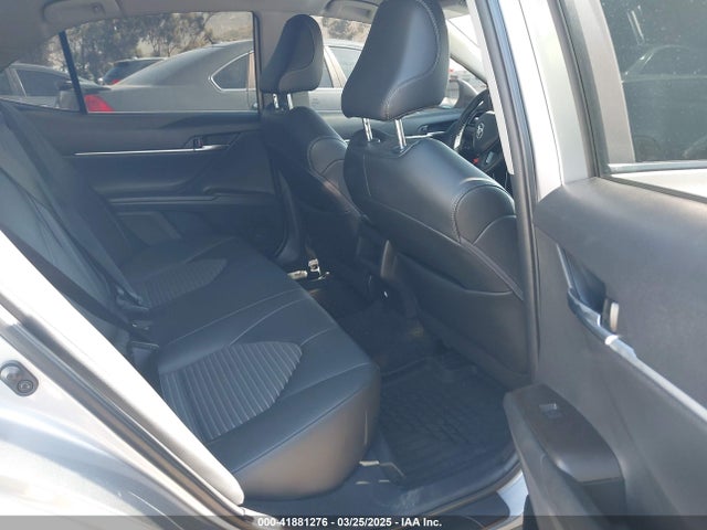 4T1G11AK1NU684117 Toyota CAMRY SE