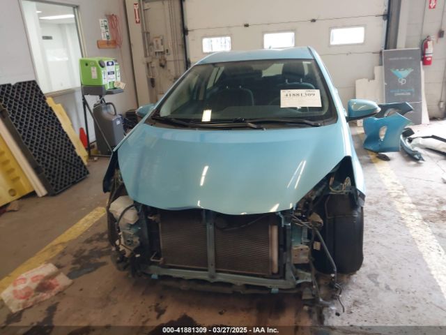 JTDKDTB33F1106371 Toyota 1nz-fxe+1lm
