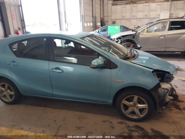 JTDKDTB33F1106371 Toyota 1nz-fxe+1lm
