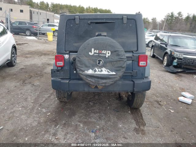 1C4BJWDG6HL750478 Jeep Wrangler Unlimited Sport