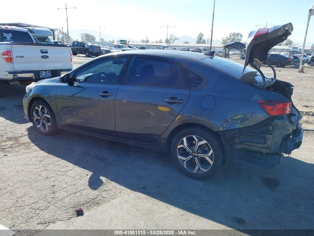 3KPF24AD5KE086025 KIA Forte Lxs