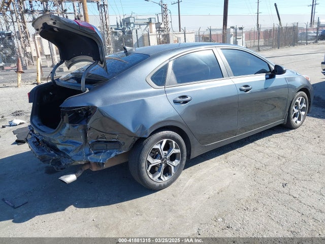 3KPF24AD5KE086025 KIA Forte Lxs