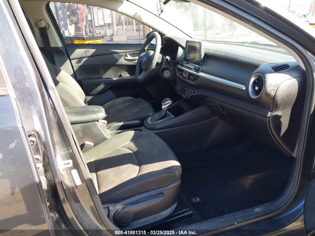 3KPF24AD5KE086025 KIA Forte Lxs