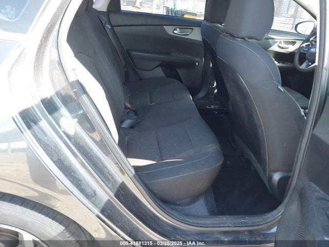3KPF24AD5KE086025 KIA Forte Lxs