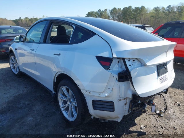 2021 TESLA MODEL Y 5YJYGDEE2MF065434 Photo 2