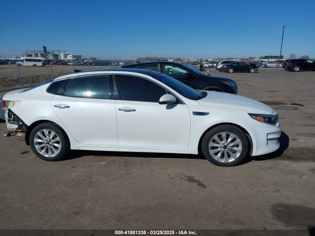 5XXGU4L32GG032974 KIA OPTIMA EX