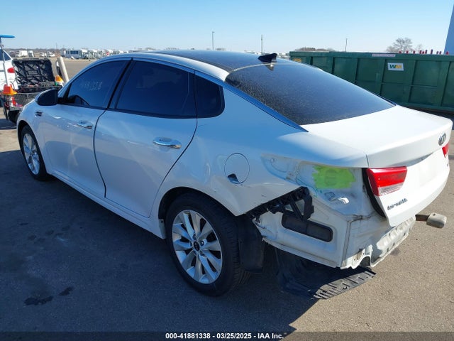 5XXGU4L32GG032974 KIA OPTIMA EX