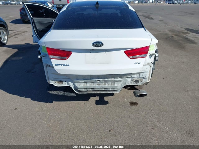 5XXGU4L32GG032974 KIA OPTIMA EX