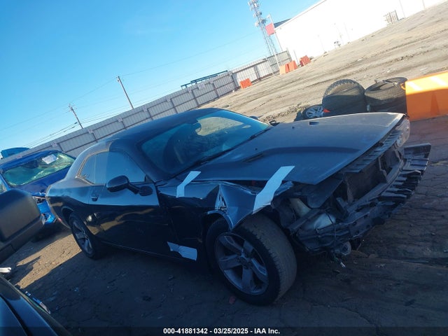 2C3CDYAGXEH225643 Dodge Challenger Sxt