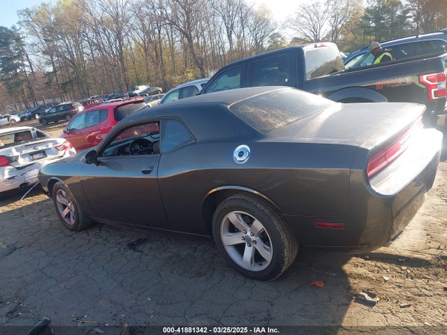 2C3CDYAGXEH225643 Dodge Challenger Sxt