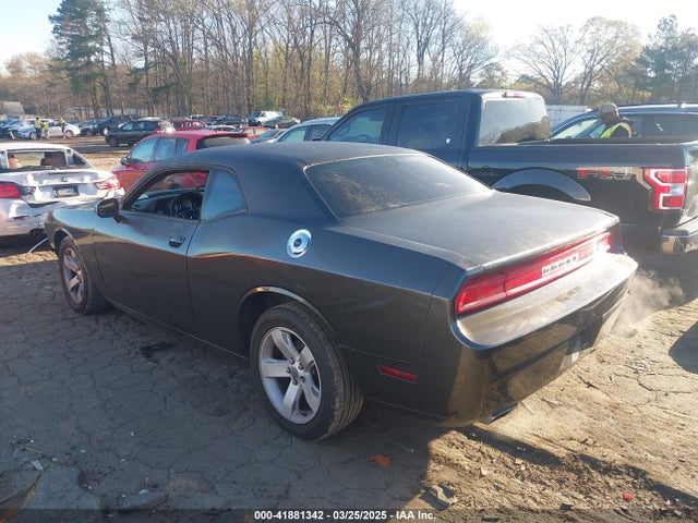 2C3CDYAGXEH225643 Dodge Challenger Sxt