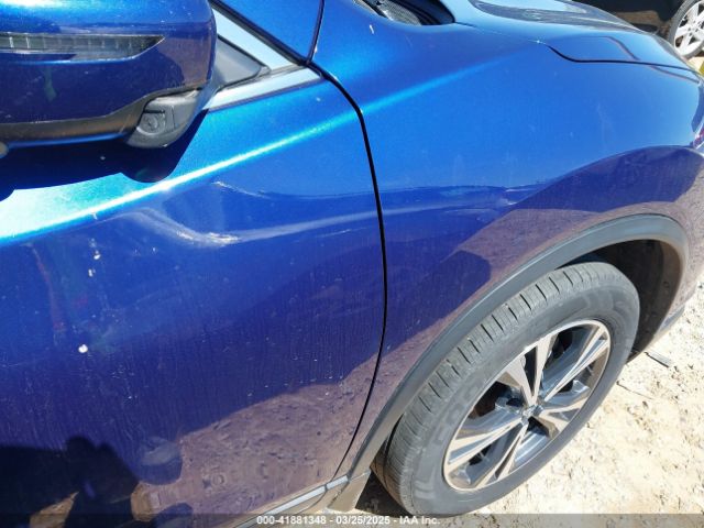 5N1AT2MV1KC769228 Nissan ROGUE SV