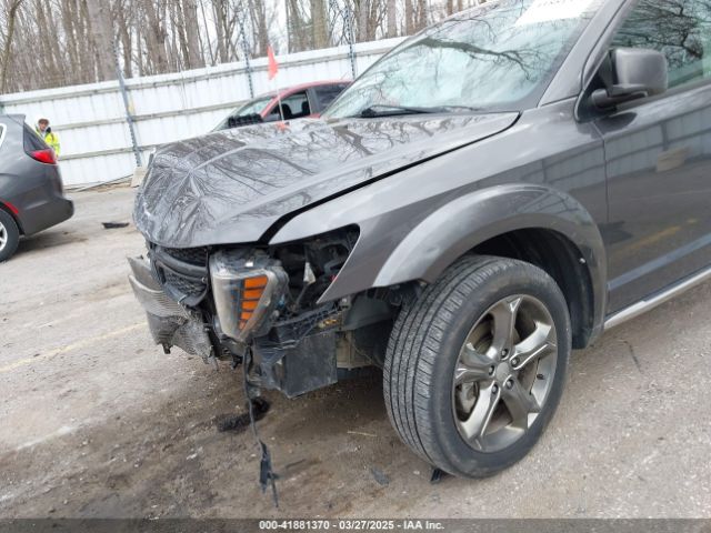 3C4PDCGB0FT639390 Dodge Journey Crossroad