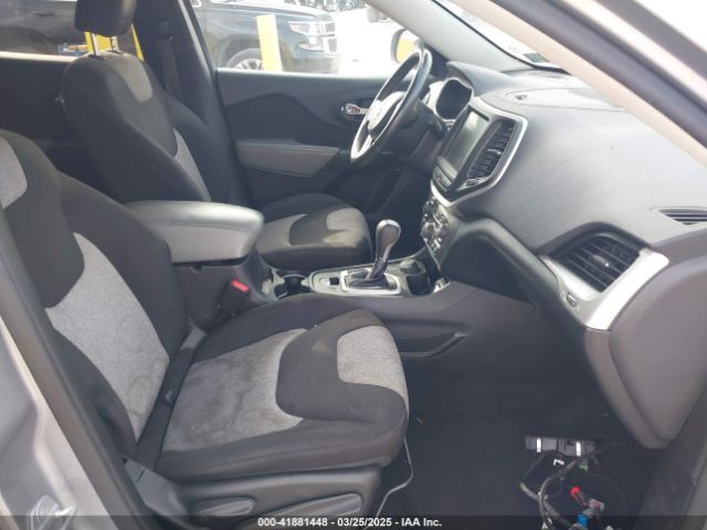 1C4PJMCB4EW107556 Jeep Cherokee Latitude