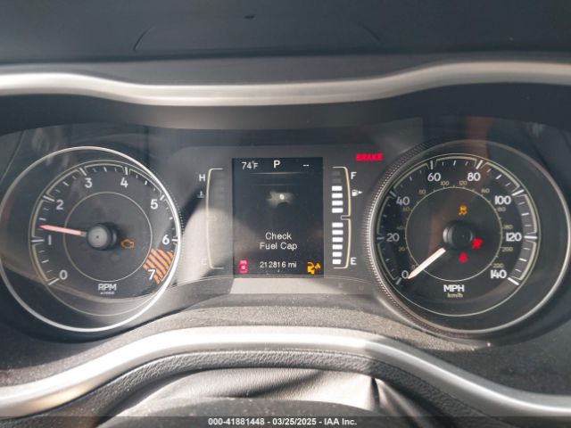 1C4PJMCB4EW107556 Jeep Cherokee Latitude