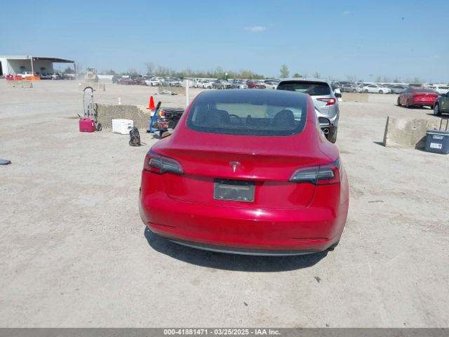 5YJ3E1EAXKF411495 Tesla 2019