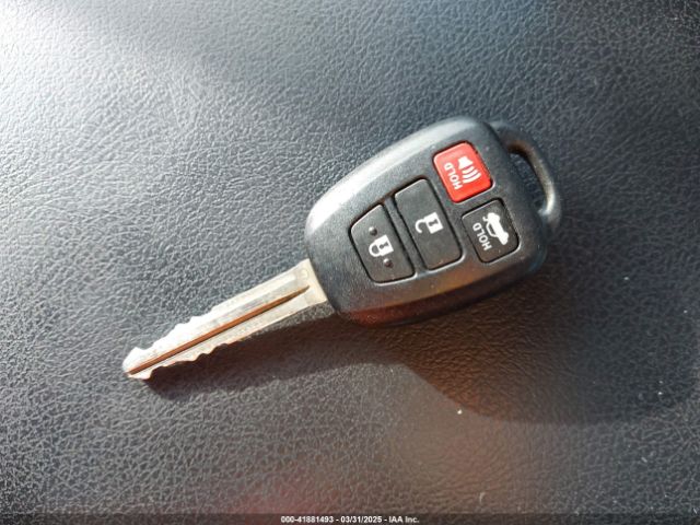 4T1BF1FK1EU802784 Toyota CAMRY SE