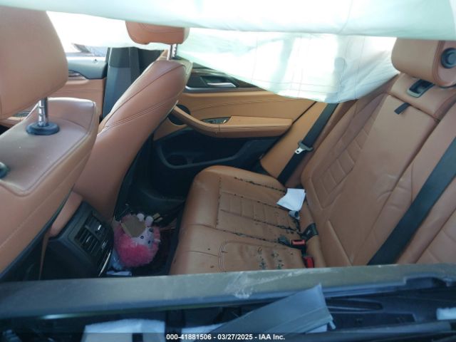 2019 BMW X3 5UXTR9C53KLE16609 Photo 7