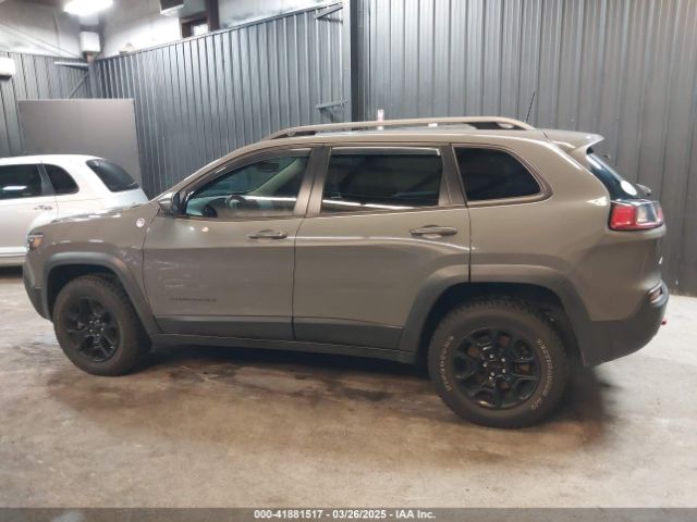 1C4PJMBX8KD458989 Jeep Cherokee Trailhawk 4x4
