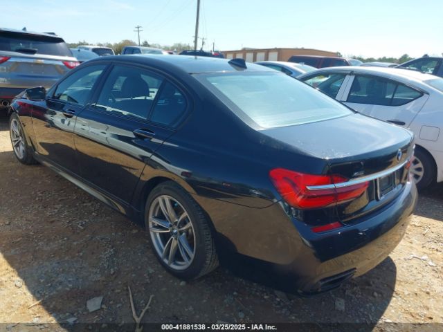 2019 BMW 740I WBA7E4C57KGV70521 Photo 2