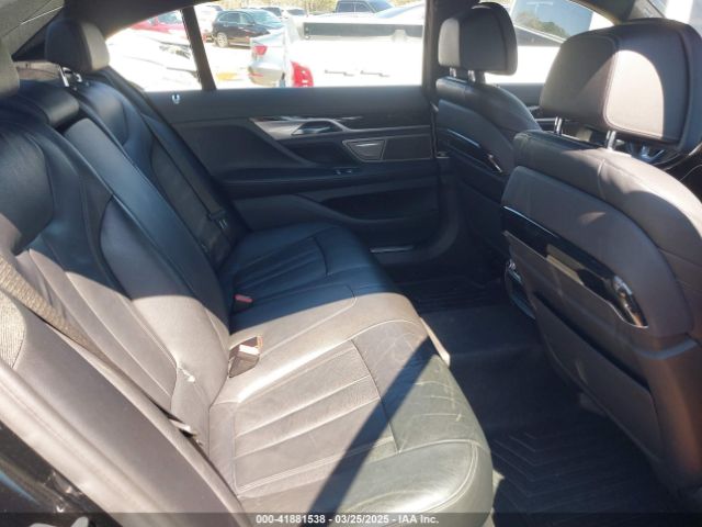 2019 BMW 740I WBA7E4C57KGV70521 Photo 7