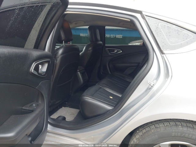 Chrysler 200 Limited Platinum 2016 1C3CCCAB0GN180541 Image 8