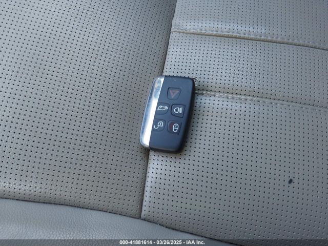 SALCR2BG6FH537757 Land Rover Discovery Sport Hse