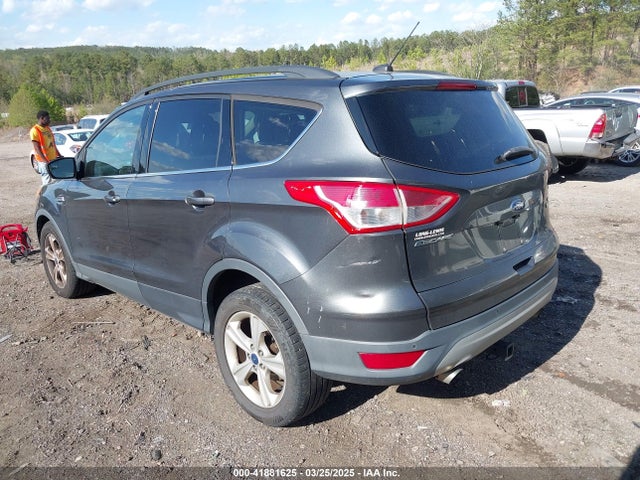 1FMCU0GX8GUB30210 Ford ESCAPE SE
