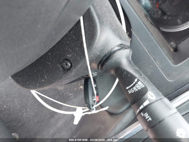 4T1BF1FKXHU401772 Toyota CAMRY SE