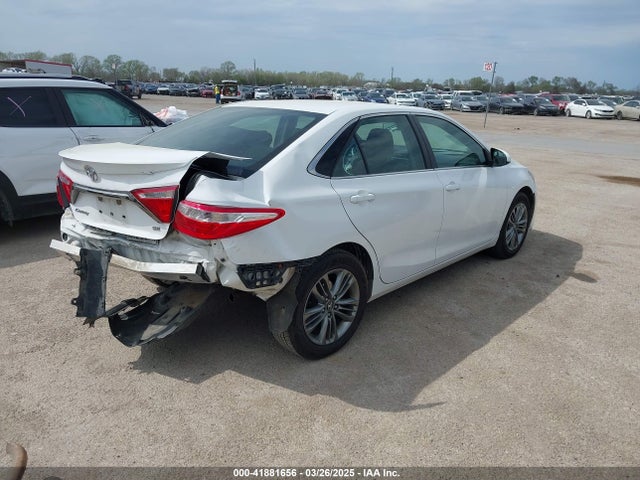4T1BF1FKXHU401772 Toyota CAMRY SE